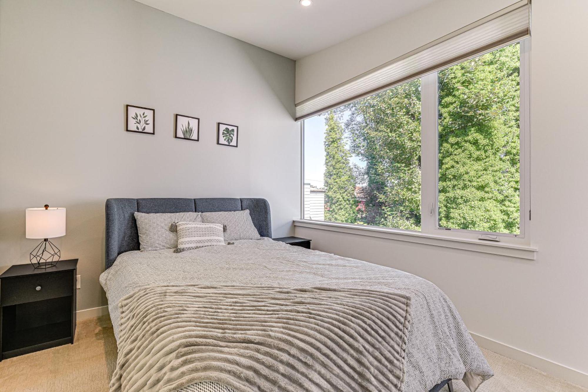 Holiday home Townhome About 10 Mi To Downtown Deck And Patio *