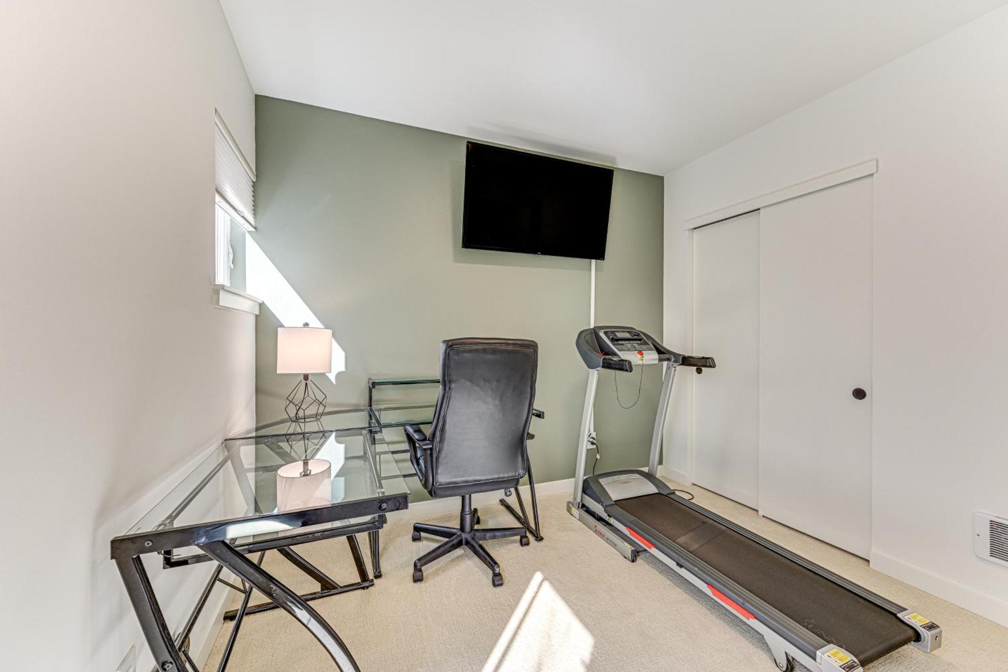 Townhome About 10 Mi To Downtown Deck And Patio Holiday home *