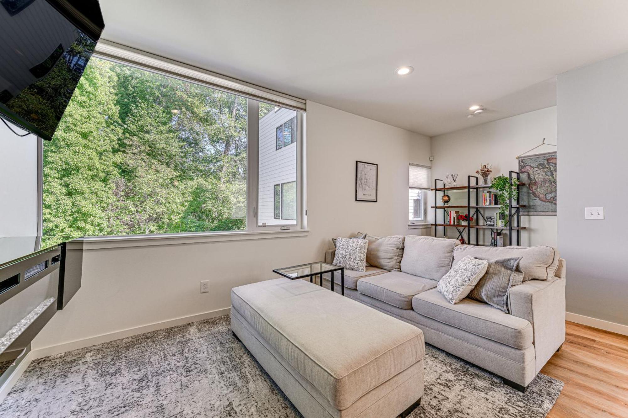 Townhome About 10 Mi To Downtown Deck And Patio Holiday home Seattle